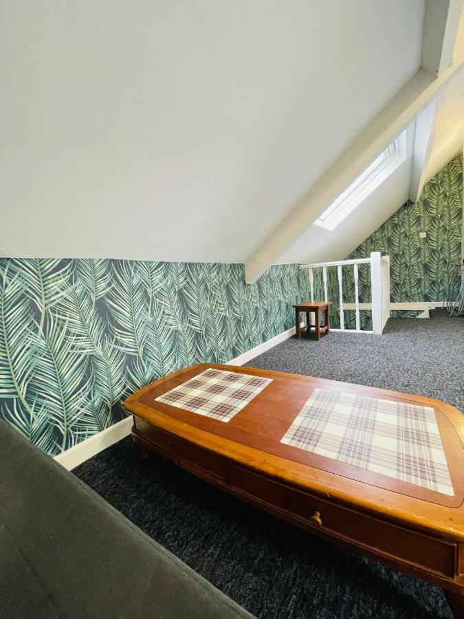 Fishponds Lodge ブリストル エクステリア 写真