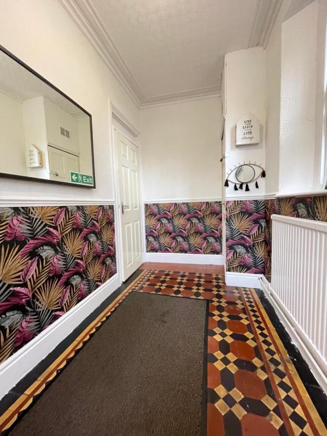 Fishponds Lodge ブリストル エクステリア 写真